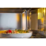 ميكروويف بلت ان بشواية جورنجي ديجيتال، 25 لتر، 900 وات، اسود - BMI251SG3BG - Image 10